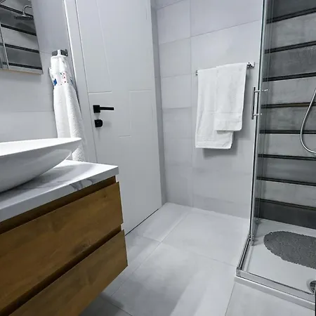Apartman The Gravel #2 Posedarje
