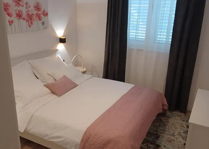 The Gravel #2 Apartament *